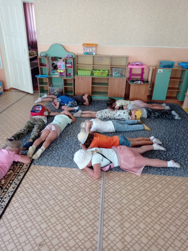 "Учения по отработке действий при террористической угрозе" "Учения по отработке действий при террористической угрозе".